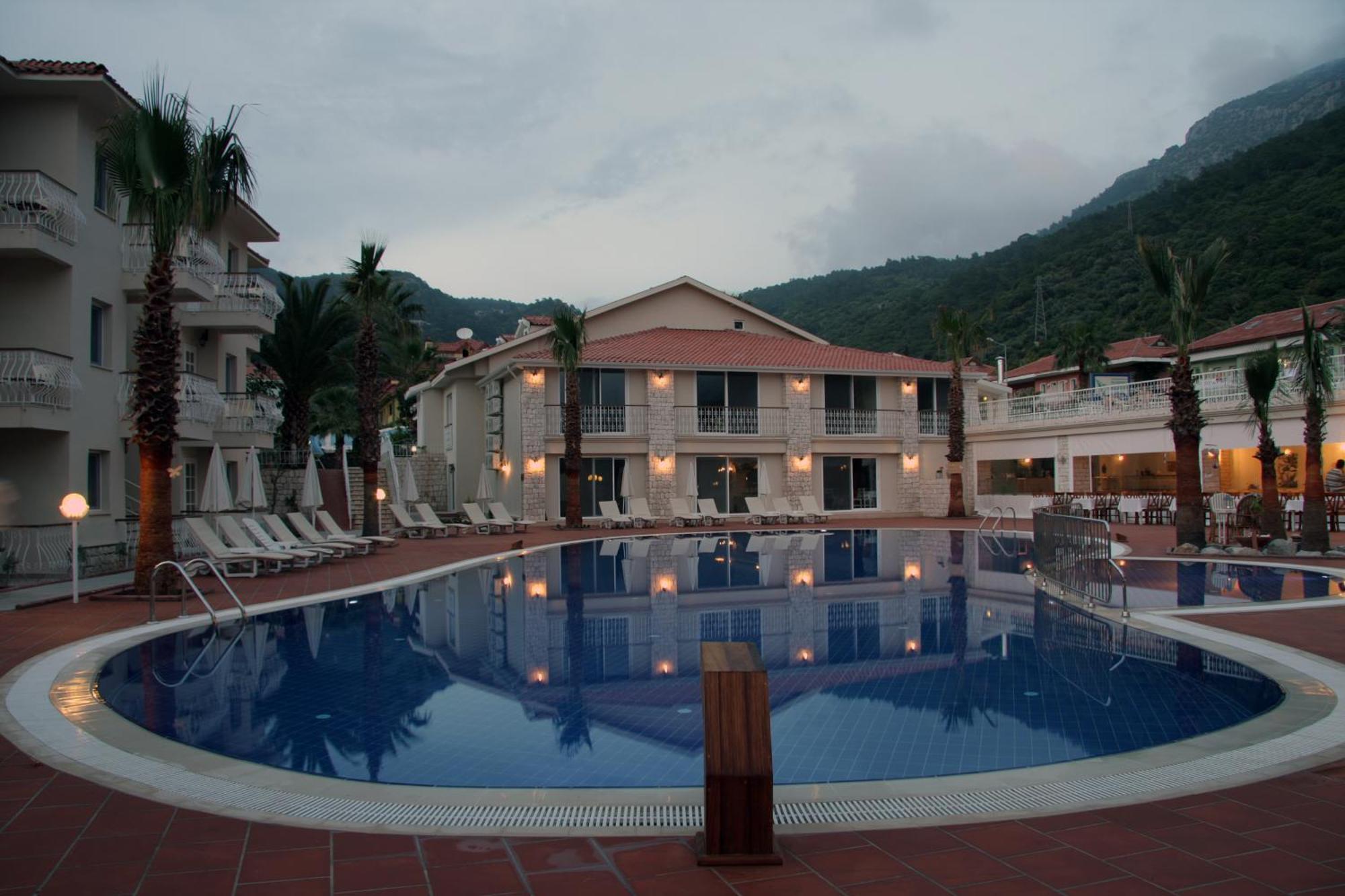 The Blue Lagoon Deluxe Hotel Ölüdeniz Exterior foto